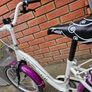Girls bicycle Image 2