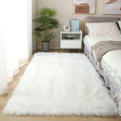 Fluffy White Carpet Soft White Rug for Bedroom Cozy 60 / 120 cm Fluffy Area Rug Luxurious White Plush Rug Ideal for Home Decor