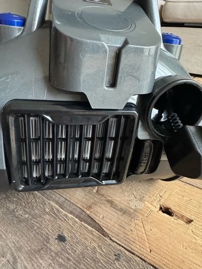 Russell Hobbs Vacuum Cleaner