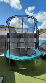 Trampoline
