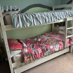 Bunk Bed with sleeper
