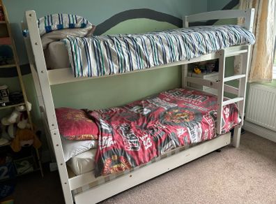 Bunk Bed with sleeper