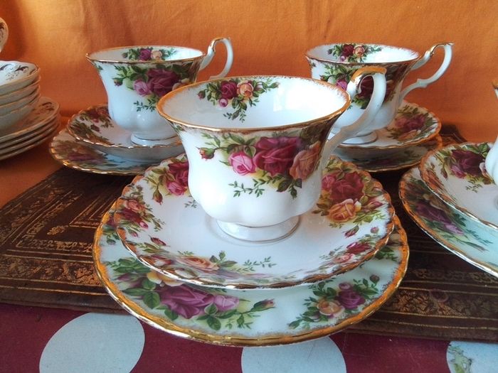 Four Good Royal Albert "Old Country Roses" Trio's