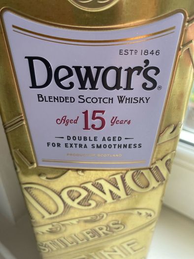 Dewar's 15 year aged Metal Box