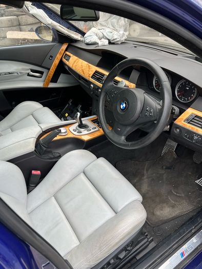 Breaking bmw m5 e60 5 series 2007 v10 5.0 s85b50