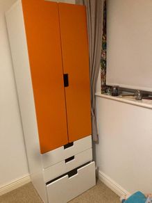Kids' wardrobe