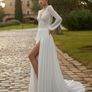 Wedding dress Image 3