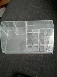 make up storage