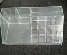 make up storage