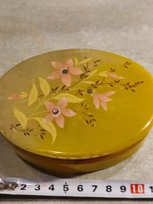 Lovely Alabaster Trinklt Box.