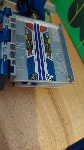 Transformer optimus prime 2002