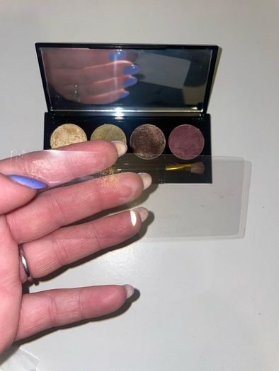 No7 eyeshadow palette