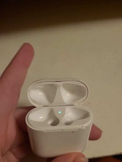 airpods 2nd gen case