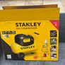 Stanley 24Ltr  Electric Compressor with 5 Piece Accessory Kit 230V Image 4
