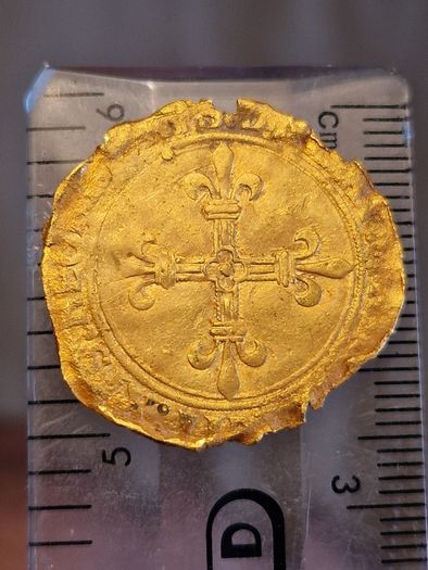 1498 French Louis XII Hammered Gold Ecu. Lovely coin.