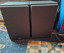 Hitachi Speakers