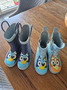 Kids wellies