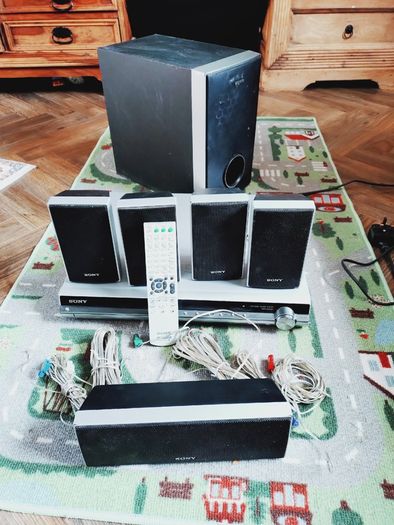 Sony DVD Home Theatre System DAV-DZ231
