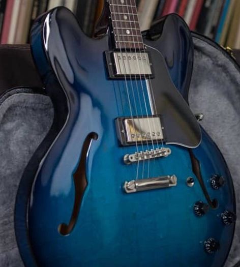 Gibson ES335