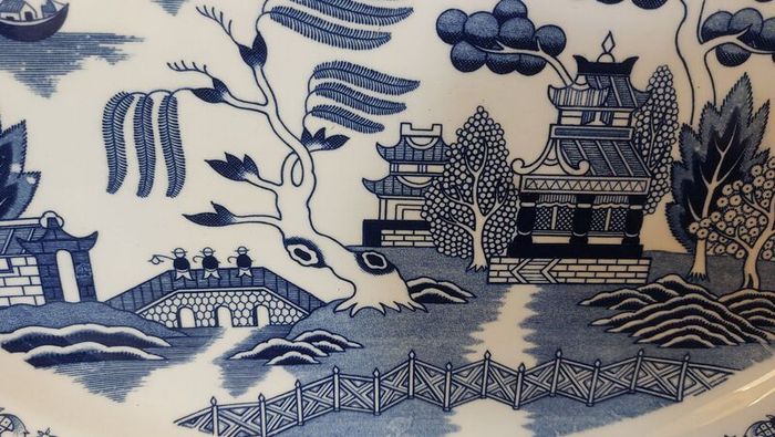 Beautiful Large Willow Pattern Turkey Platter, Made in Japan, Would Hold a Whopper Turkey!