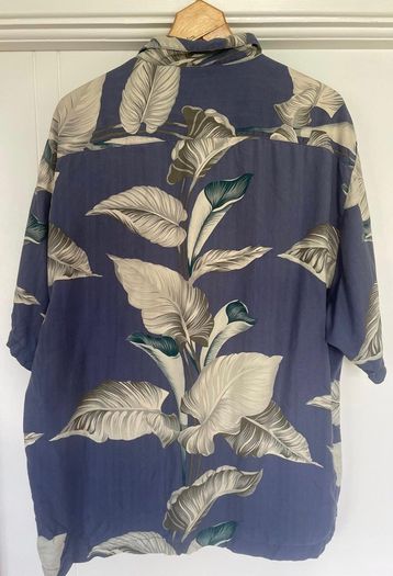 Tommy Bahama 100% Silk Tropical Shirt | Size XL | Blue Leaf Print