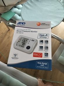 Blood pressure monitor