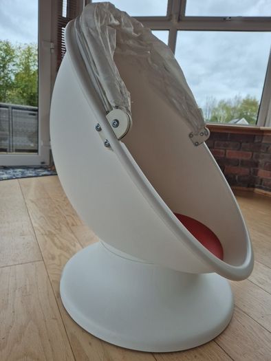 IKea Egg Chair - Very good condition