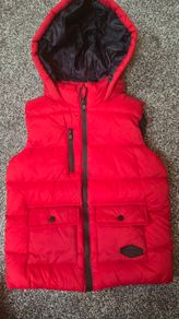 River Island boys  gilet age 4-5