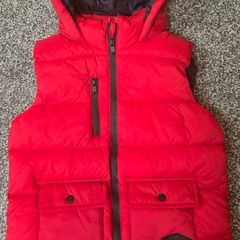 River Island boys  gilet age 4-5