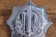 Vintage Dutch Police Badge for Dutch Municipal Police caps, obsolete - free standard postage
