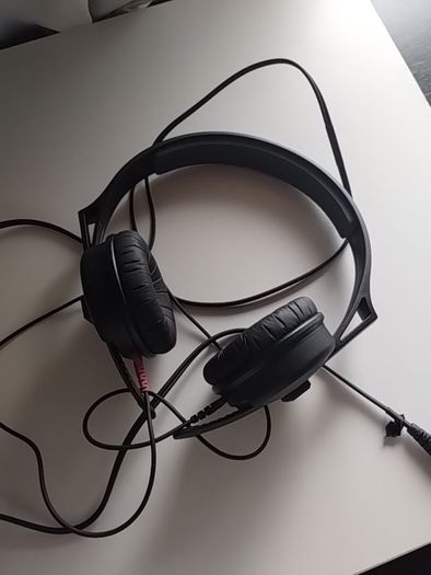 headphones seinheiser hd25light