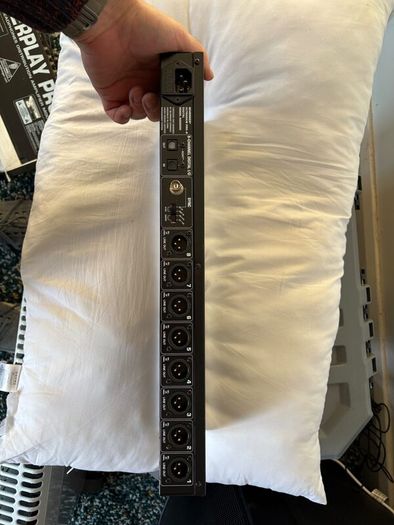 Behringer ADA8000 8-Channel Preamp/ADAT Converter