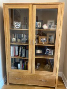 Display cabinet