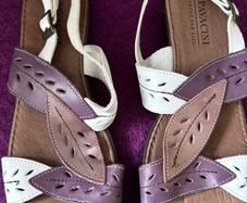 Sandals - Pavacini Sandals Size 6
