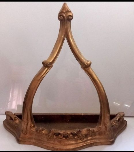 Beautiful Neo- baroque wall console
