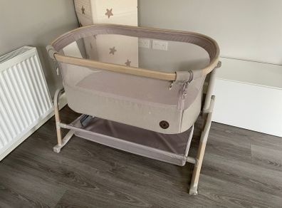 baby next to me iora air co-sleeper cot