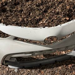 Toyota Prius plus alpha front bumper