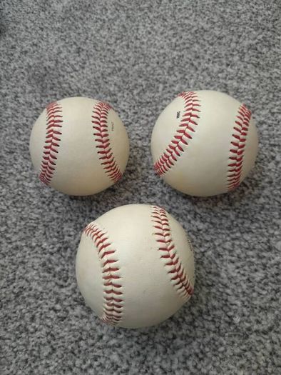 3 genuine Rawlings official baseballs. Official league, little league, baseball, USA, sport, MLB.