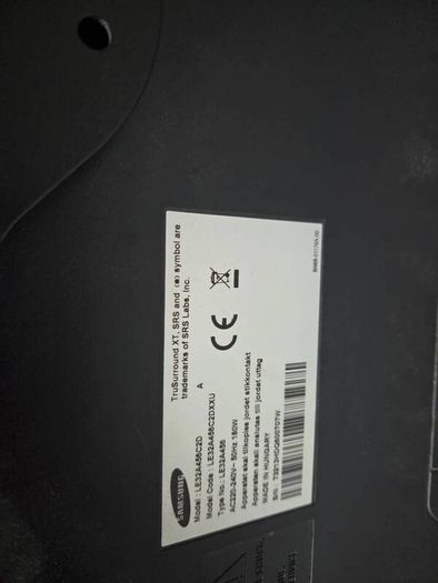 Samsung 32" LCD TV with Original Remote (Model LE32A456C2D)