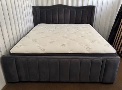 6ft top quality velvet bed