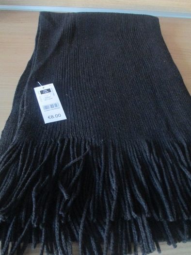NWT Black Dunnes Scarf