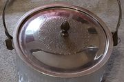 vintage tear drop design ice bucket