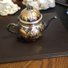 Tea pot ornament