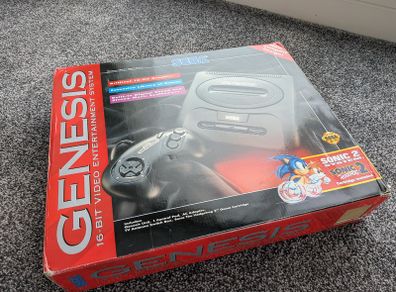 Sega Genesis (Model 2) + Games