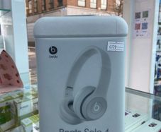 Beats Solo 4