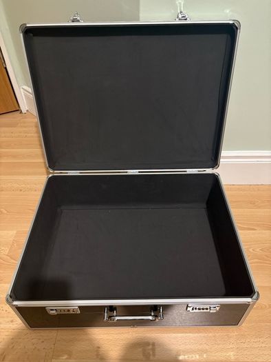KR Multicase Black Triple Aluminium Case (AL3-B)