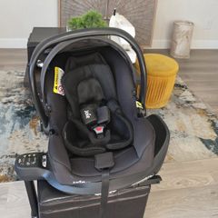 SPOTLESS Joie I- snug 2 car seat and rotating isofix base