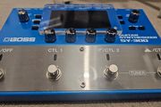 Boss SY-300