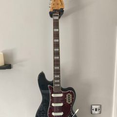 Squier Bass VI