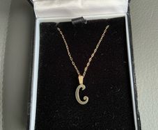 9ct Gold Letter C Pendant NEW
